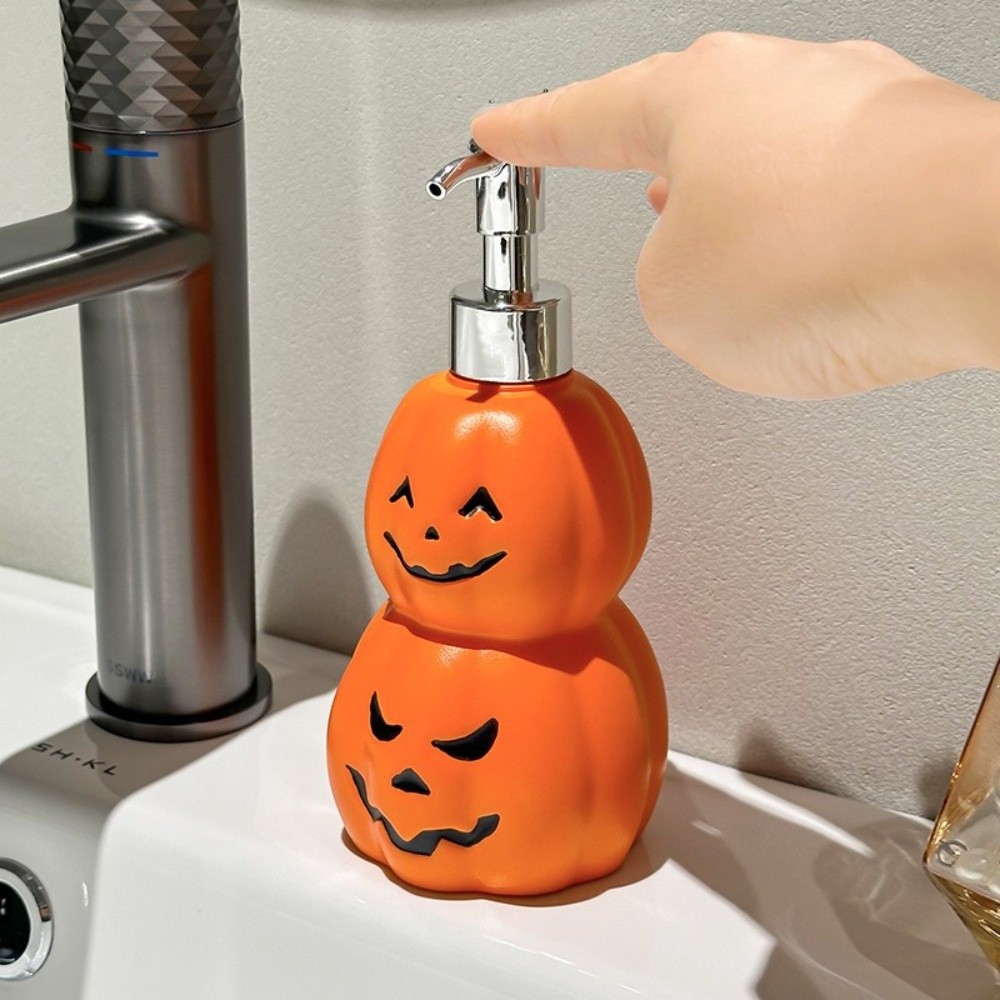 Aquarium Zombie - Refillable Ghost Face Pumpkin Lotion Bottle